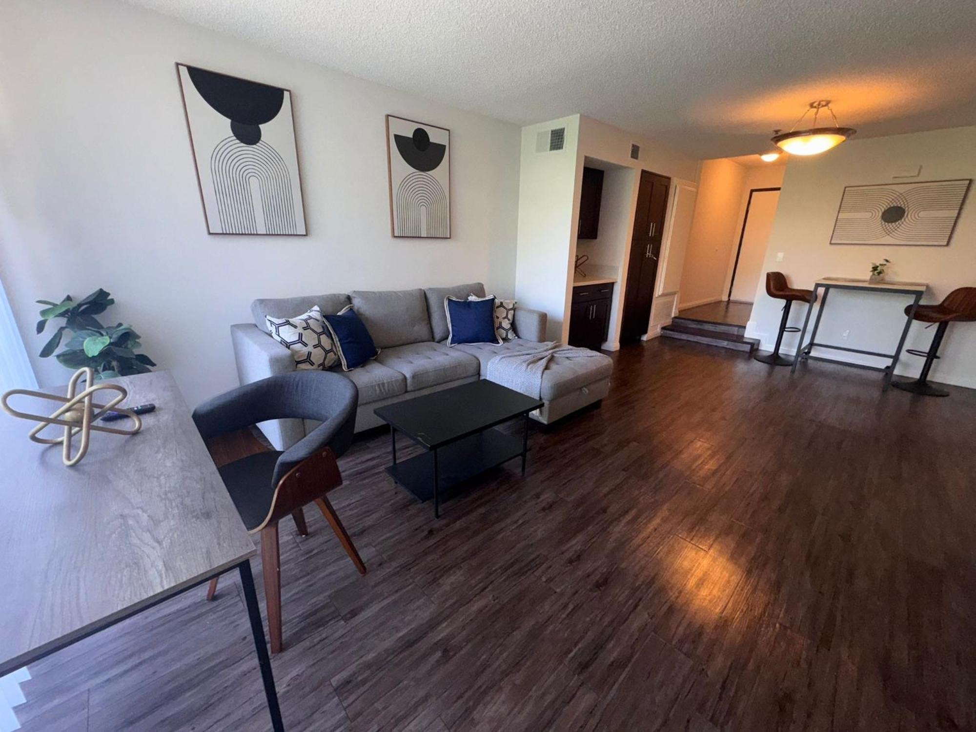 Hollywood Awesome Free Parking Apartment Los Angeles